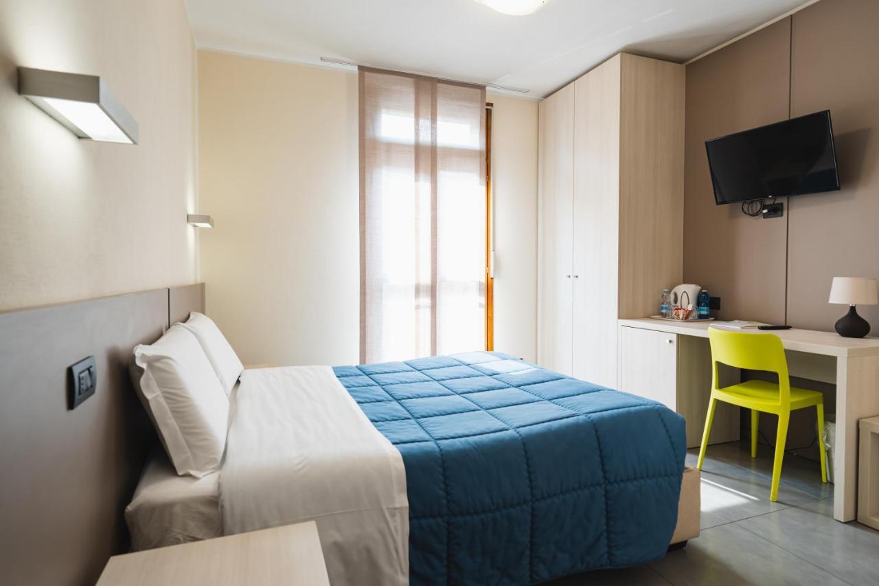 Parini Hotel Bosisio Parini Eksteriør billede
