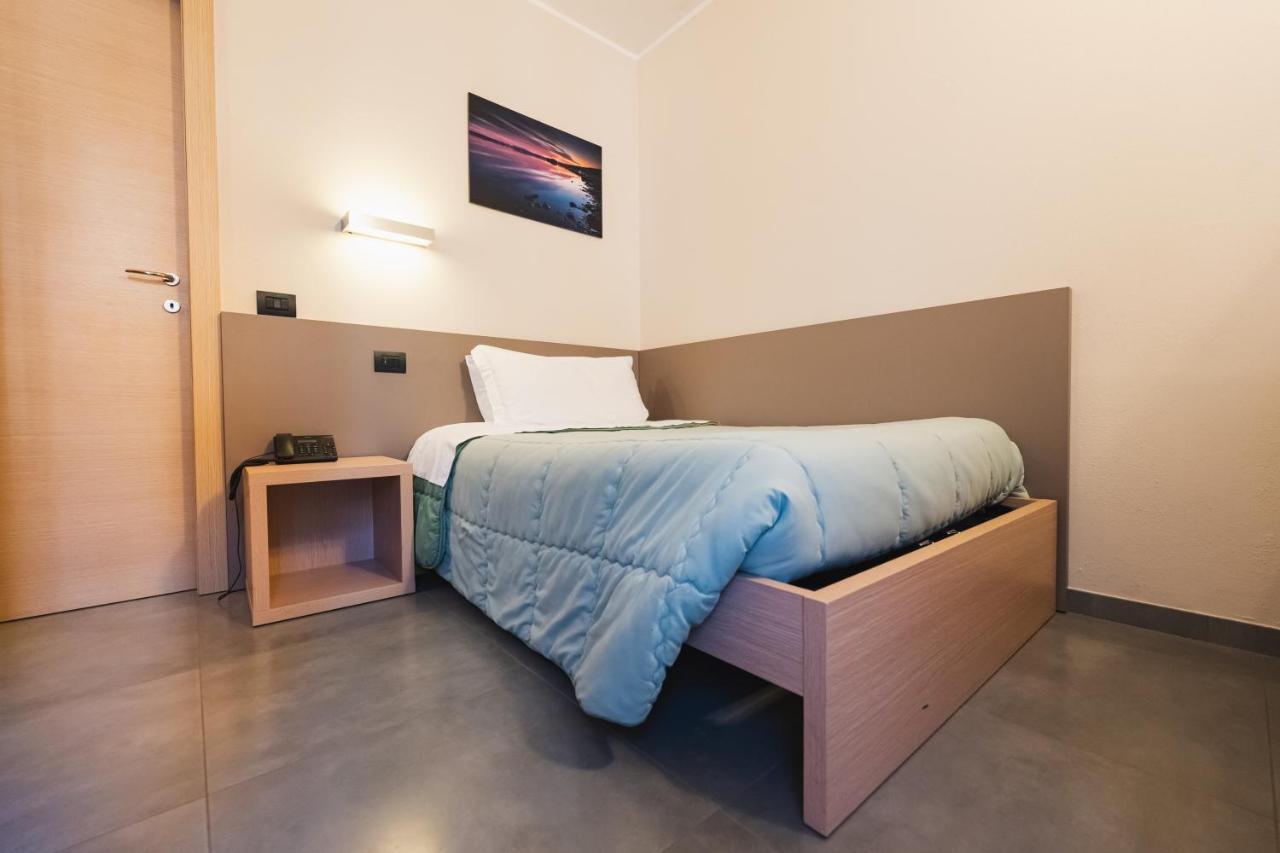 Parini Hotel Bosisio Parini Eksteriør billede