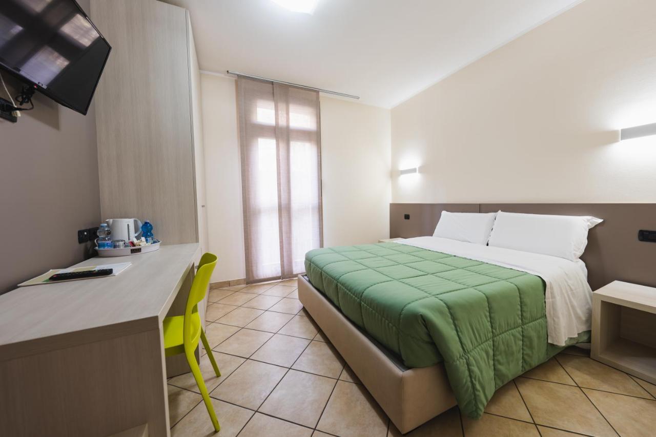 Parini Hotel Bosisio Parini Eksteriør billede